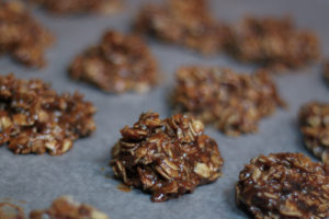 No Bake Granola Cookies - Great homemade snack for kids takes 5 minutes to make and full of healthy fats