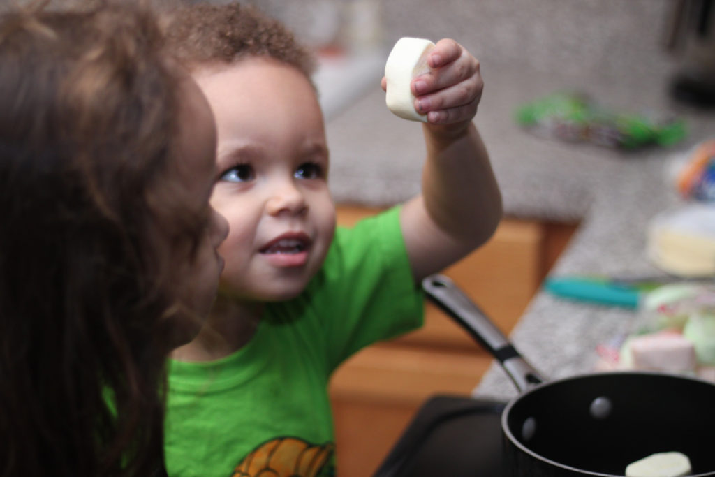 Making Rice Krispie Treats with Kids - Family Activities - Toddler Cooking - Delicious and Easy Desserts