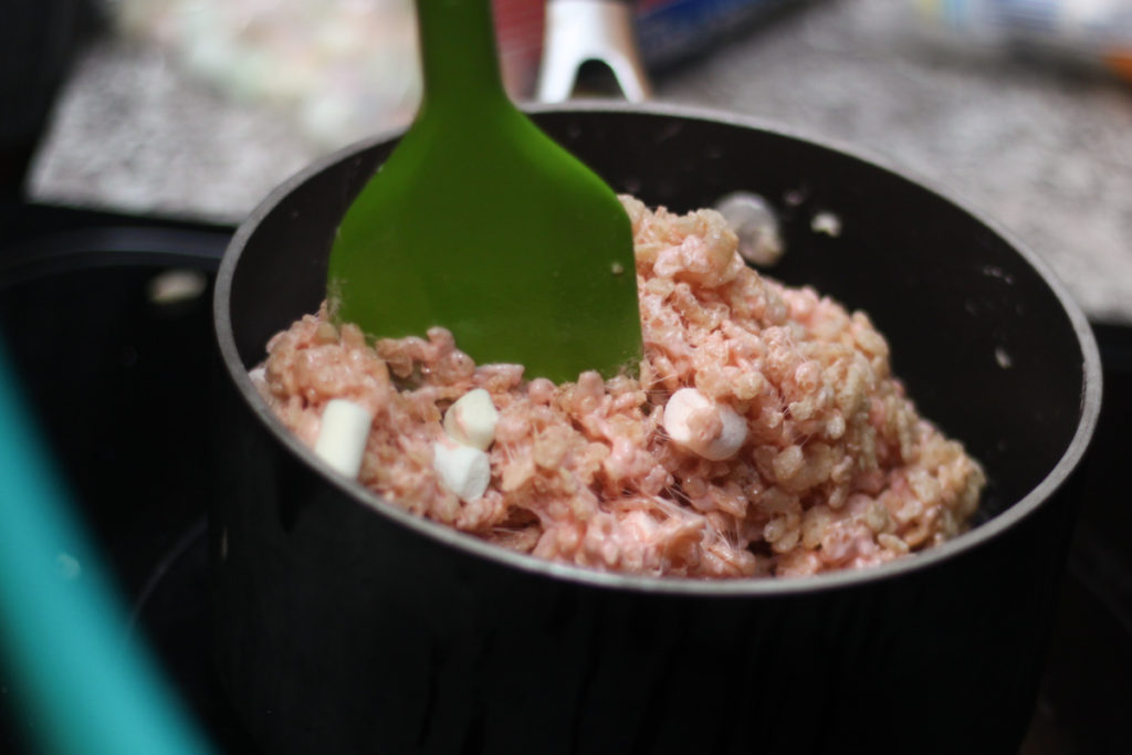 Making Rice Krispie Treats with Kids - Family Activities - Toddler Cooking - Delicious and Easy Desserts