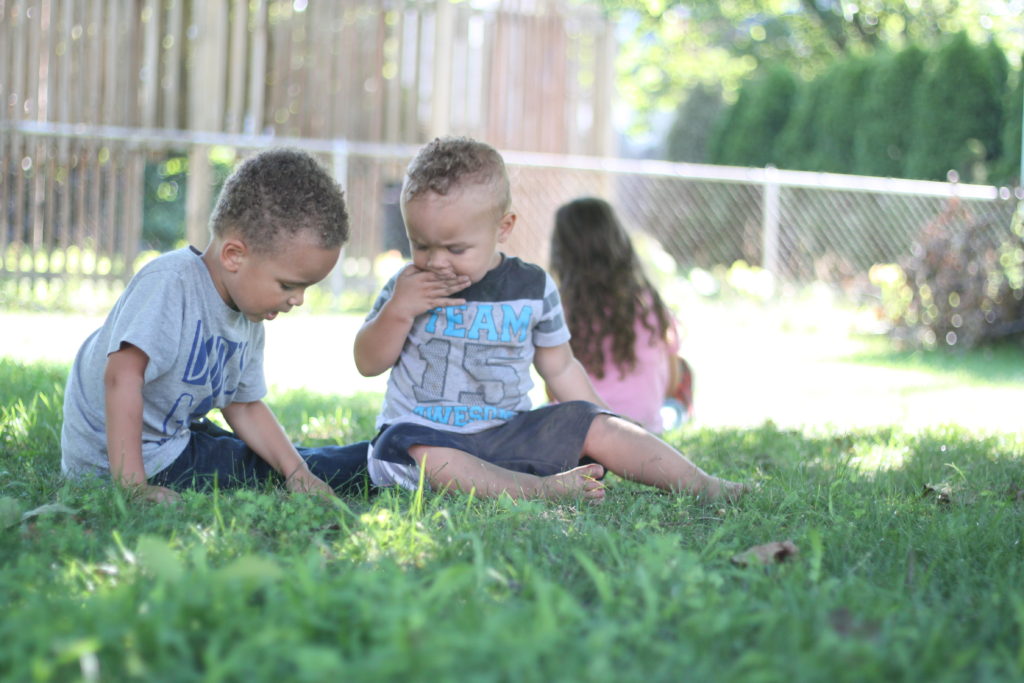 Outdoor activities for toddlers and kids - Being Bored Summer Challenge