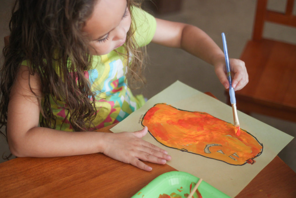 Fall Pumpkins Halloween Craft for Kids -  Jack o lantern window catcher painting project perfect for toddlers preK or kindergarten kids - Midkid Mama Blog