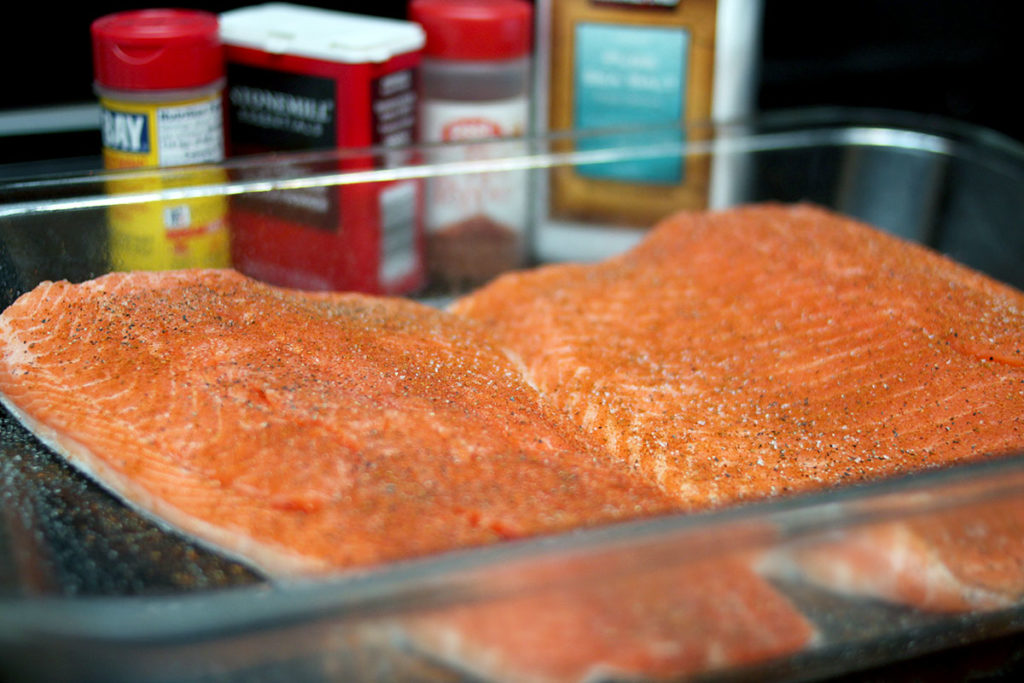 Seasoned salmon filets