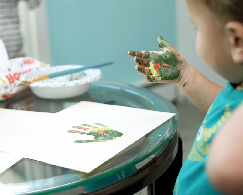 Memorable art projects - handprint crafts for toddlers